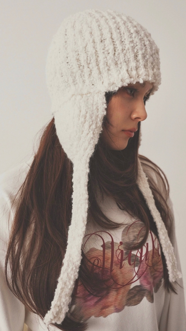 fuzzy flightknit cap